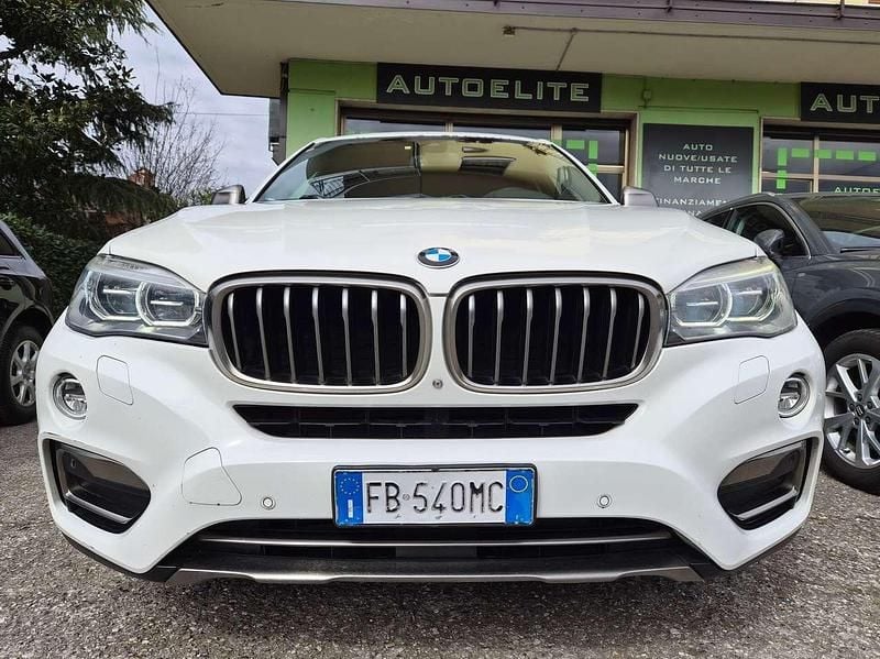 Begagnad BMW X6 258 HK (189 kW) 2015 Vit SUV