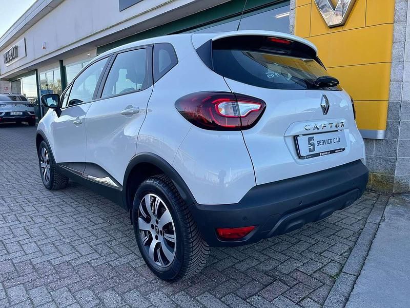 Usata Renault Captur Zen 90 CV (66 kW) 2018 Bianco nacrè perlato SUV