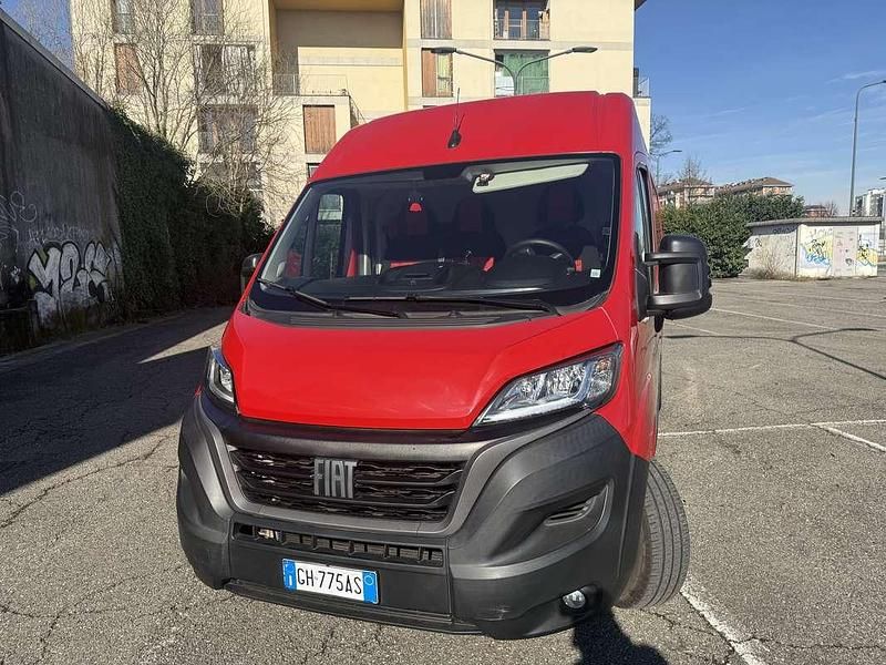 Usata Fiat Ducato 140 CV (102 kW) 2022 Rosso Furgone