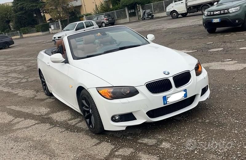Usata BMW 320 Cabriolet Sport Line 184 CV (135 kW) 2012 Bianco Cabrio