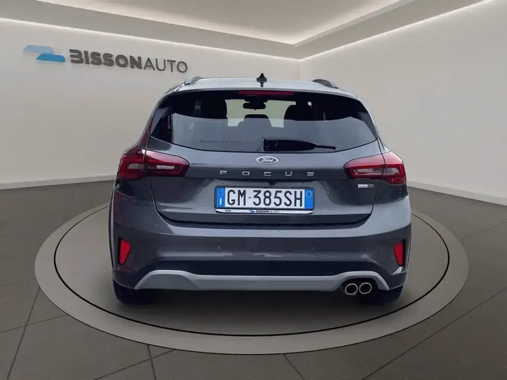 Usata Ford Focus Active 125 CV (91 kW) 2023 Magnetic SUV