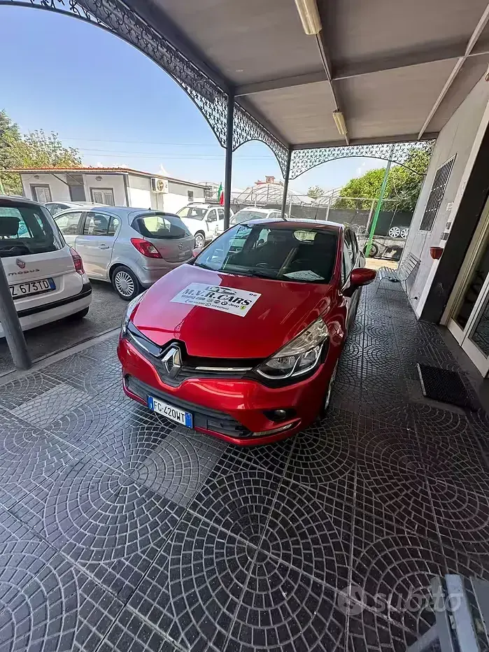 Usata Renault Clio IV Life 75 CV (55 kW) 2017 Rosso Berlina