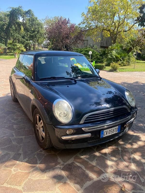 Usata Mini ONE 75 CV (55 kW) 2005 Nero Utilitaria