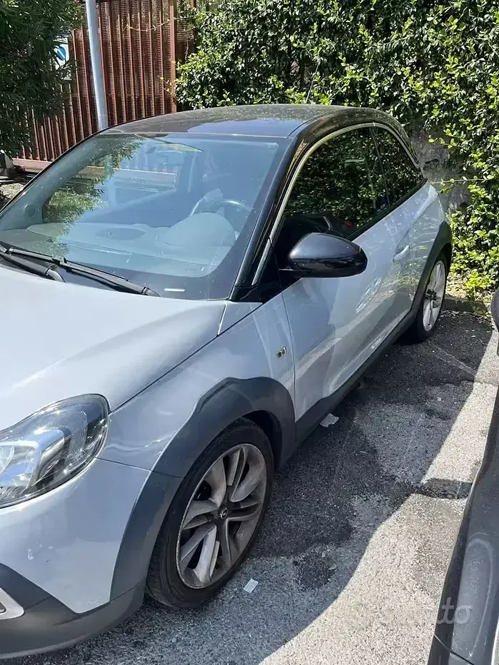 Usata Opel Adam 69 CV (50 kW) 2016 Grigio Utilitaria