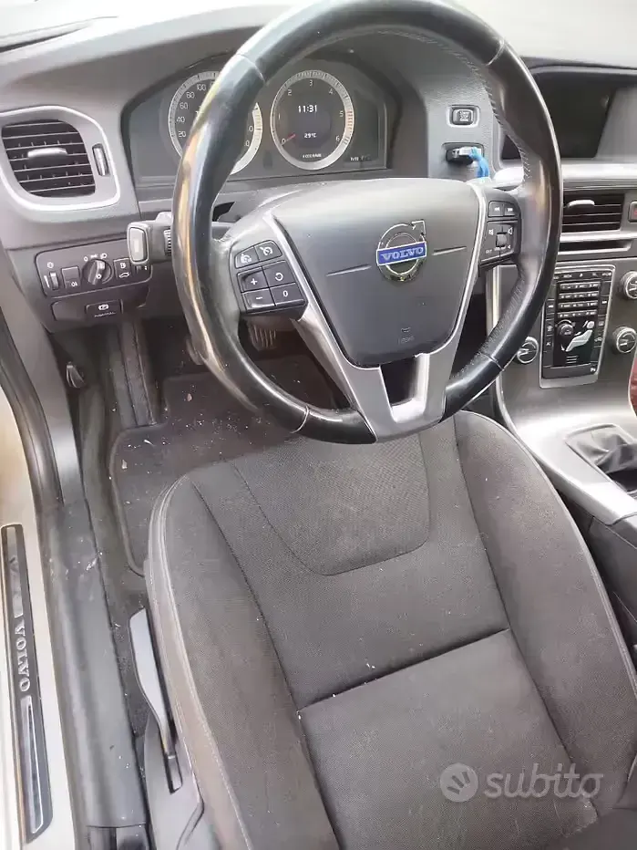 Usata Volvo V60 163 CV (119 kW) 2011 Station wagon