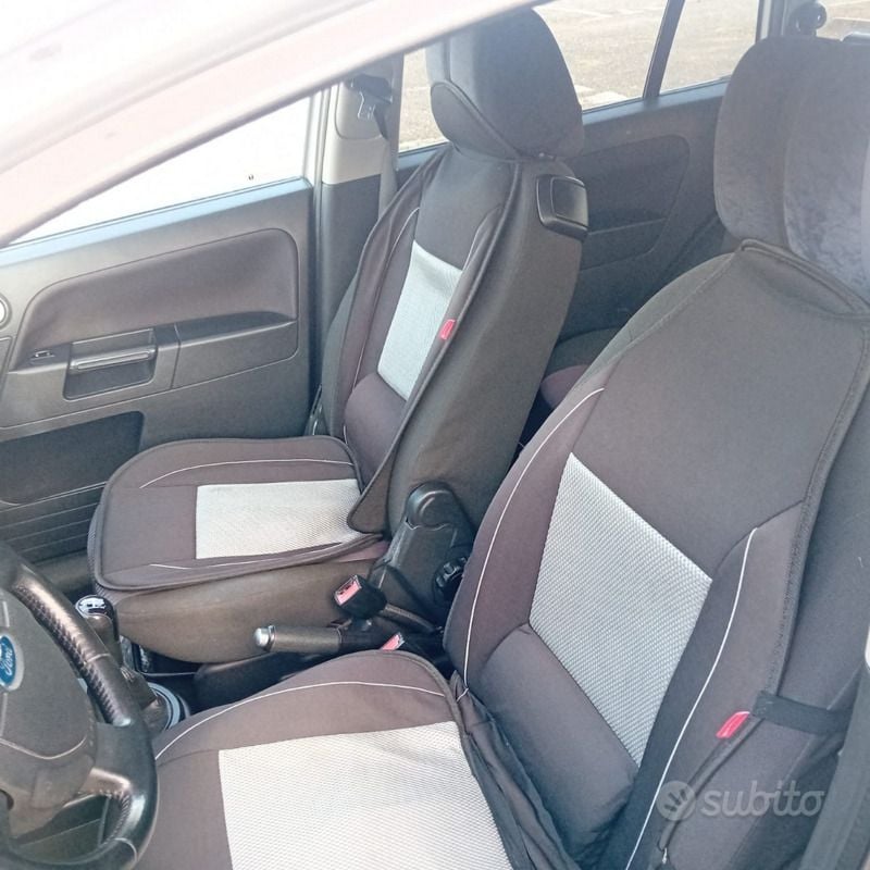 Usata Ford Fusion 68 CV (50 kW) 2007 Grigio Utilitaria