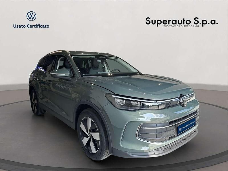 Nuova VW Tiguan Edition 150 CV (110 kW) 2026 Verde SUV