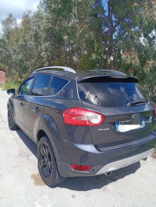 Usata Ford Kuga Individual 136 CV (100 kW) 2010 Grigio SUV