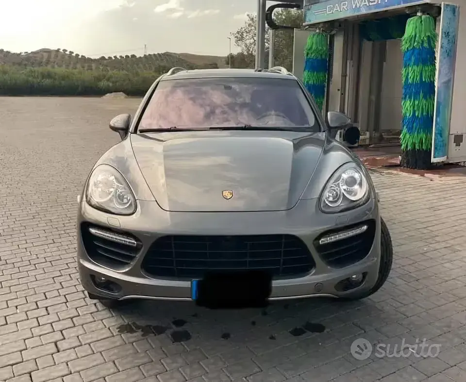 Usata Porsche Cayenne Turbo 500 CV (367 kW) 2010 SUV
