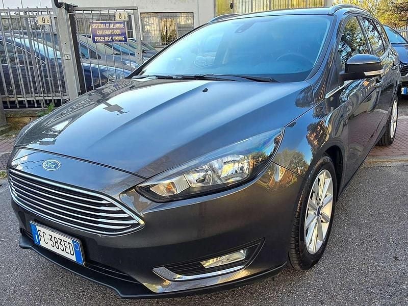 Usata Ford Focus Titanium X 120 CV (88 kW) 2015 Grigio Station wagon