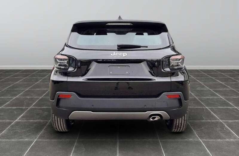 Nuova Jeep Avenger Longitude 101 CV (74 kW) 2025 Nero SUV