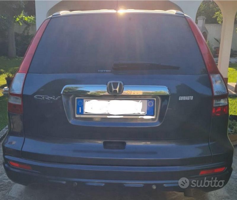 Blu Usata 2011 Honda CR-V SUV | 7900 € (Buon prezzo) - Immagine 1/2