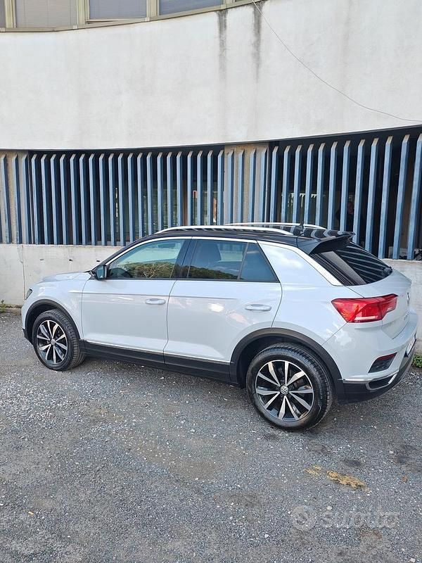 Usata VW T-Roc 116 CV (85 kW) 2019 Bianco SUV