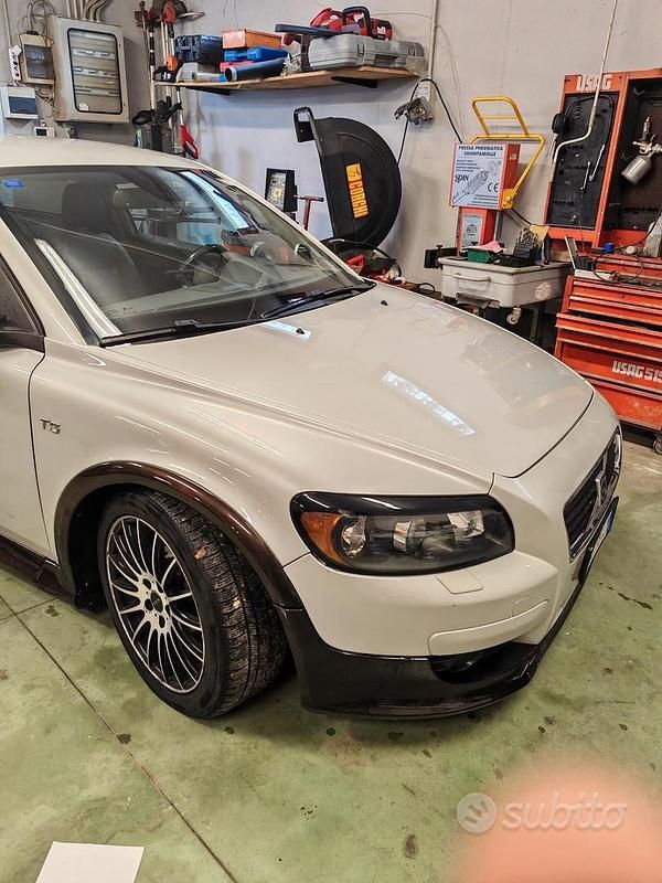 Usata Volvo C30 260 CV (191 kW) 2007 Utilitaria