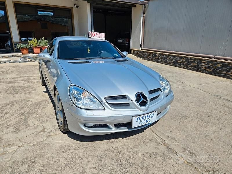 Usata Mercedes SLK200 163 CV (119 kW) 2004 Grigio Cabrio