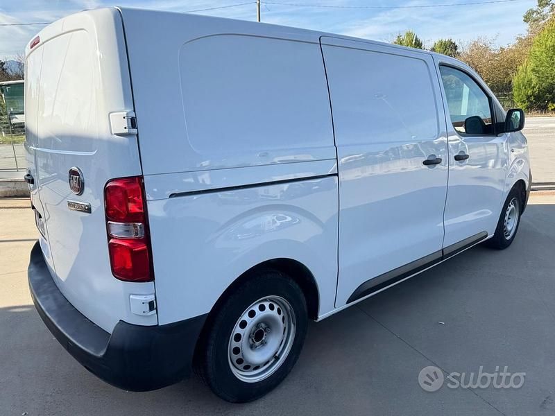 Usata Fiat Scudo Business 120 CV (88 kW) 2023 Bianco Furgone