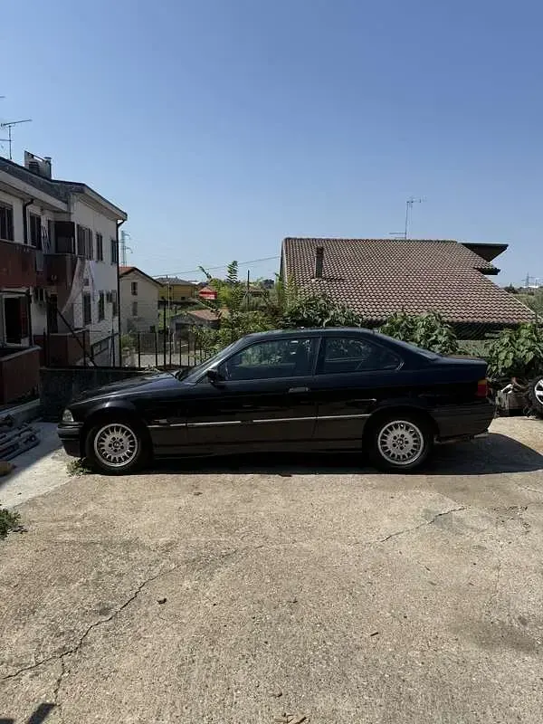 Usata BMW 316 102 CV (75 kW) 1995 Nero Coupé