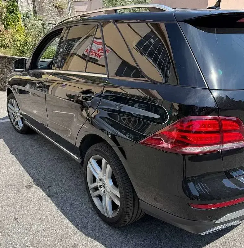 Usata Mercedes GLE250 Premium 204 CV (150 kW) 2018 Nero SUV