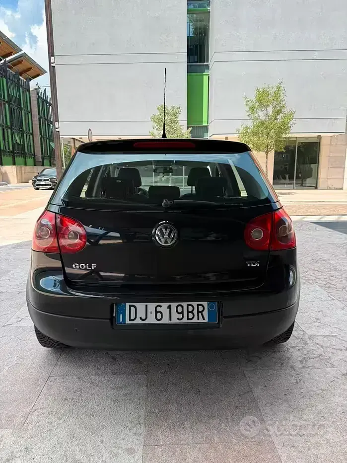 Usata VW Golf V 105 CV (77 kW) 2007 Nero Berlina