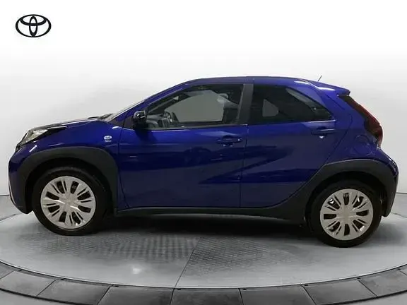 Nuova Toyota Aygo X Active 72 CV (52 kW) 2026 Blu SUV