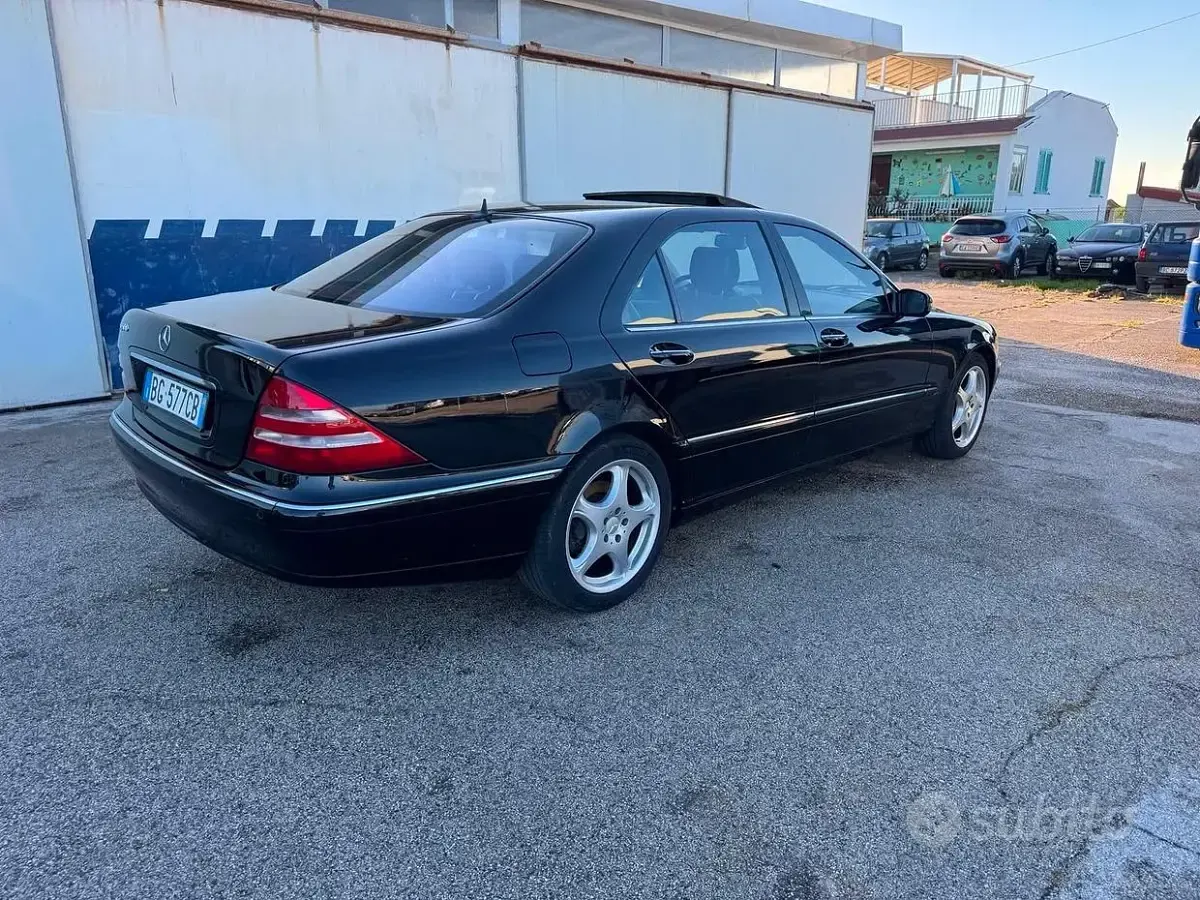 Usata Mercedes S500 306 CV (225 kW) 1999 Nero Berlina