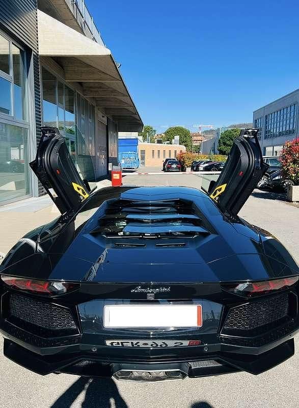 Usata Lamborghini Aventador 700 CV (514 kW) 2012 Nero Coupé