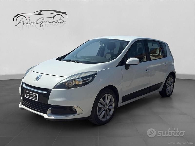 Usata Renault Scénic III Bose Edition 110 CV (80 kW) 2013 Bianco Monovolume