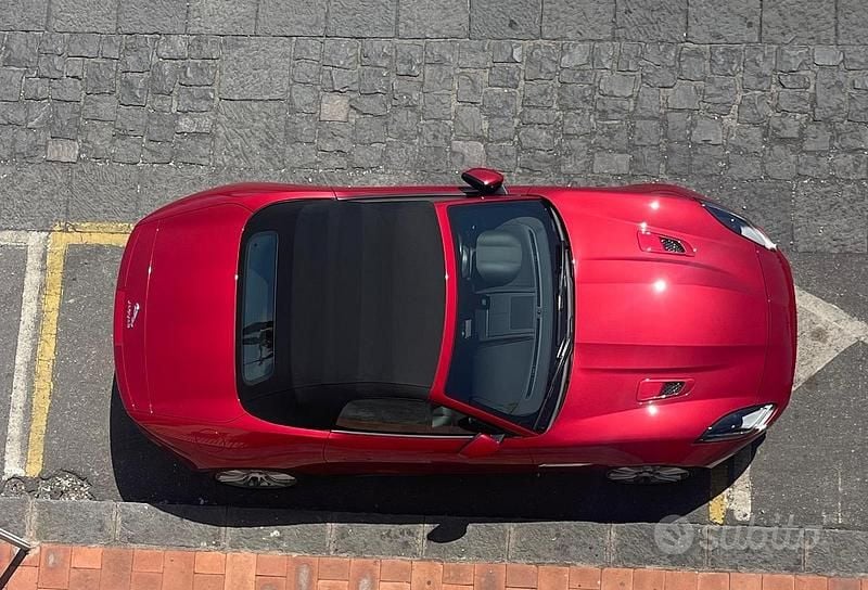 Usata Jaguar F-Type R 559 CV (411 kW) 2016 Rosso Cabrio