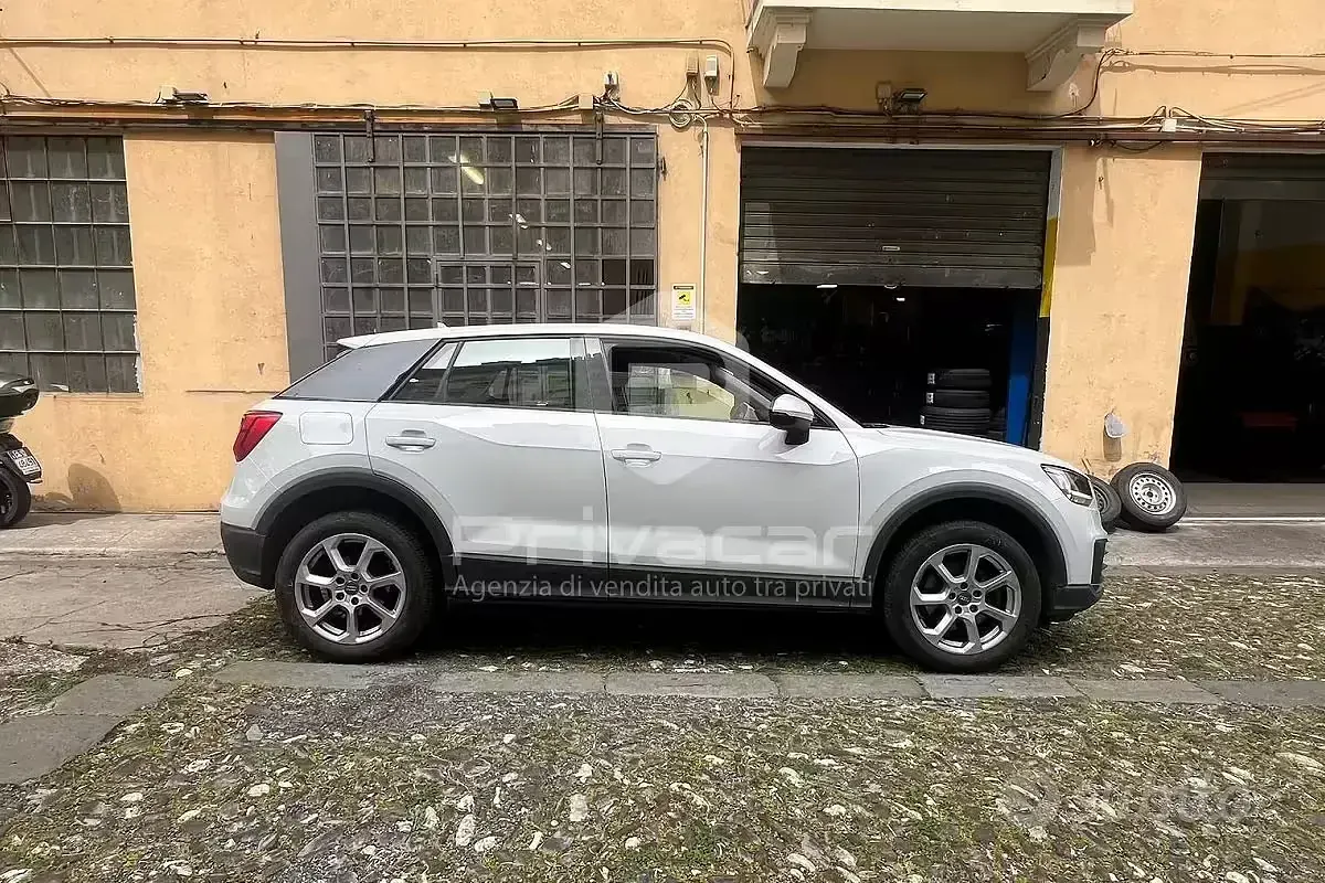 Usata Audi Q2 Design 116 CV (85 kW) 2016 Bianco SUV
