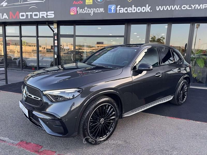 Usata Mercedes GLC43 AMG Premium 197 CV (144 kW) 2025 Gray SUV