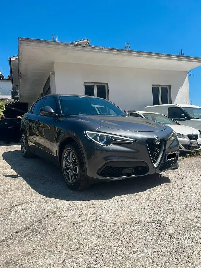 Usata Alfa Romeo Stelvio 190 CV (139 kW) 2019 SUV
