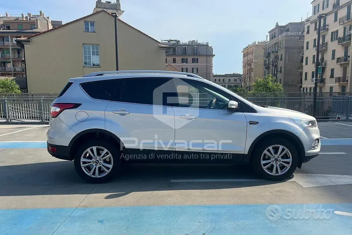 Usata Ford Kuga Business Edition 120 CV (88 kW) 2019 Grigio SUV