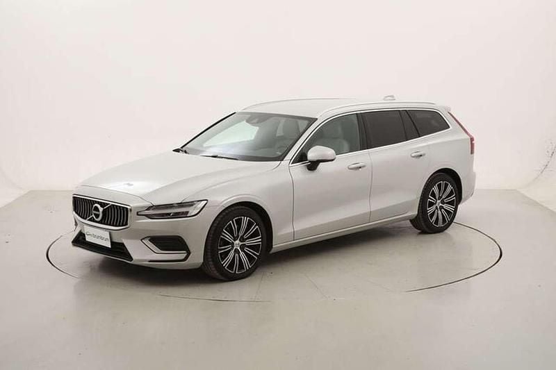 Usata Volvo V60 Inscription 190 CV (139 kW) 2020 Argento Station wagon