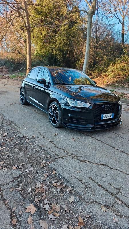 Usata Audi A1 Sportback Ambiente 95 CV (69 kW) 2017 Nero Utilitaria