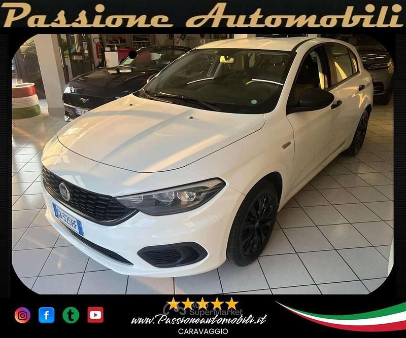 Bianco Usata 2020 Fiat Tipo Business Tre volumi | 7990 € (Ottimo prezzo) - Immagine 1/4