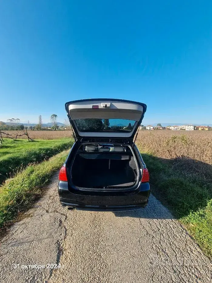Usata BMW 318 98 CV (72 kW) 2011 Nero Berlina