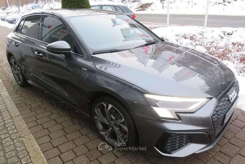 Usata Audi A3 S-Line 150 CV (110 kW) 2021 Grigio Berlina