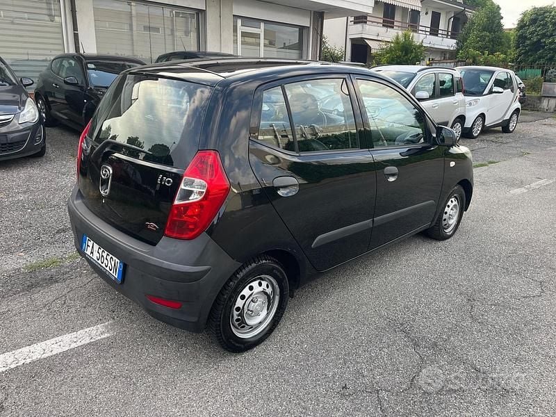 Usata Hyundai i10 69 CV (50 kW) 2012 Nero Utilitaria