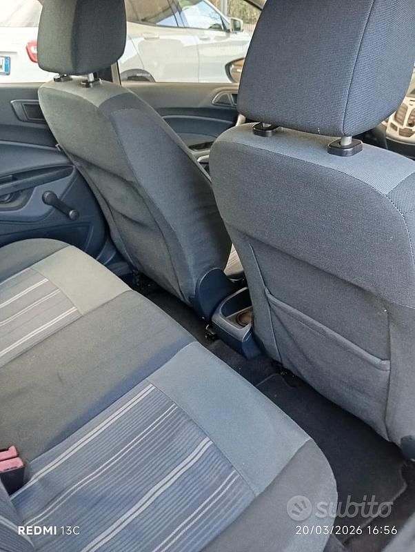 Usata Ford Fiesta Titanium 82 CV (60 kW) 2009 Nero Utilitaria