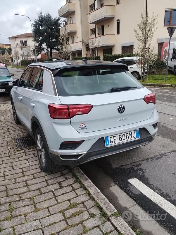 Usata VW T-Roc Business 150 CV (110 kW) 2021 Grigio SUV