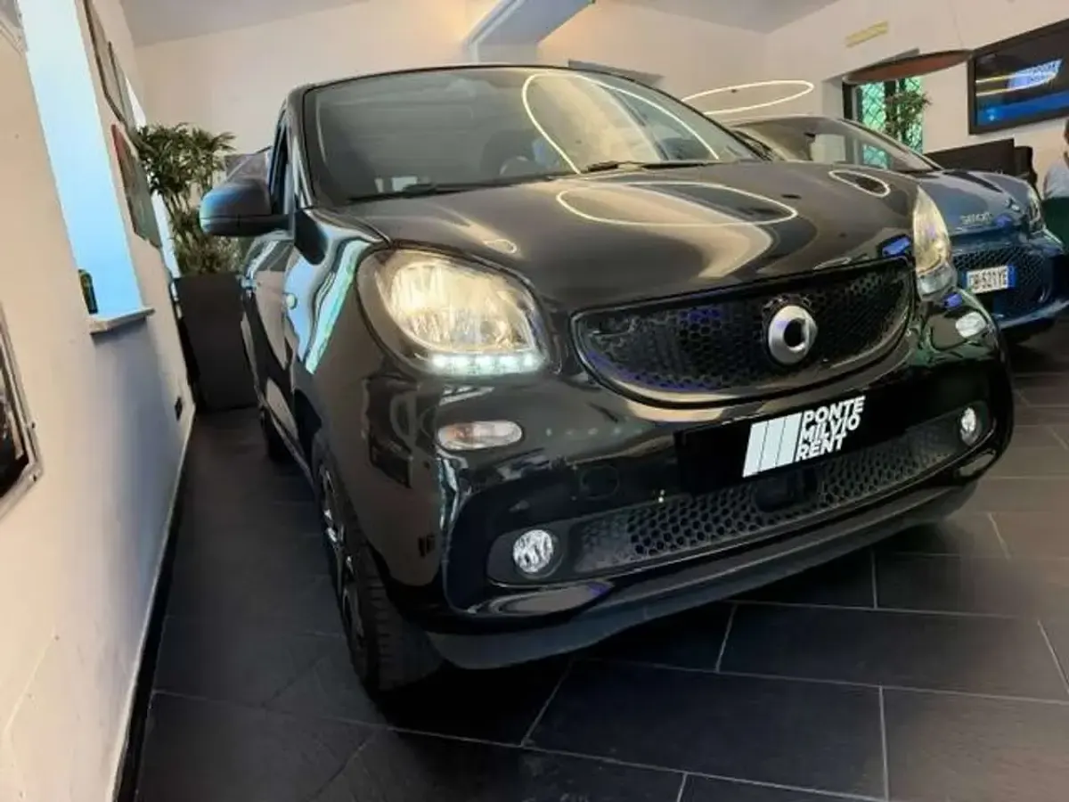 Usata Smart ForFour Superpassion 71 CV (52 kW) 2019 Nero Utilitaria