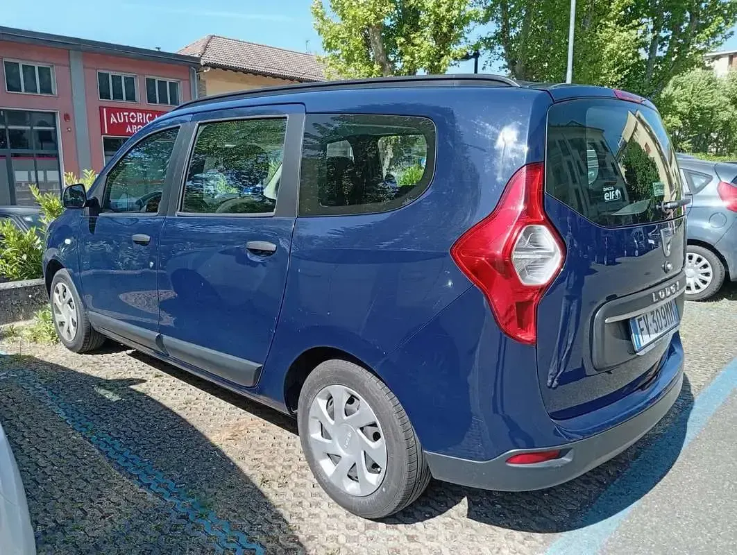 Usata Dacia Lodgy Essentiel 109 CV (80 kW) 2019 Blu/azzurro Monovolume