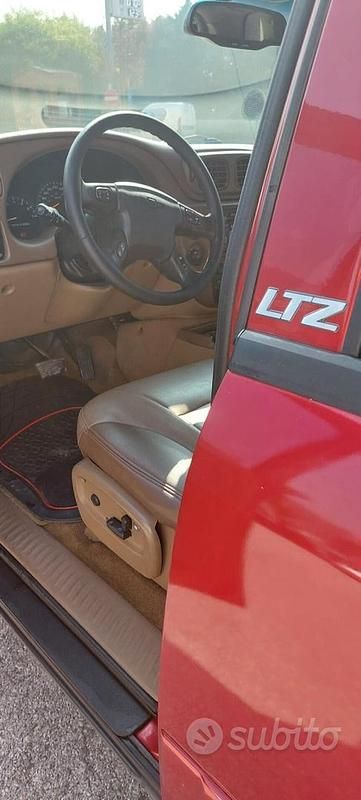 Usata Chevrolet TrailBlazer LTZ 273 CV (200 kW) 2002 Rosso SUV