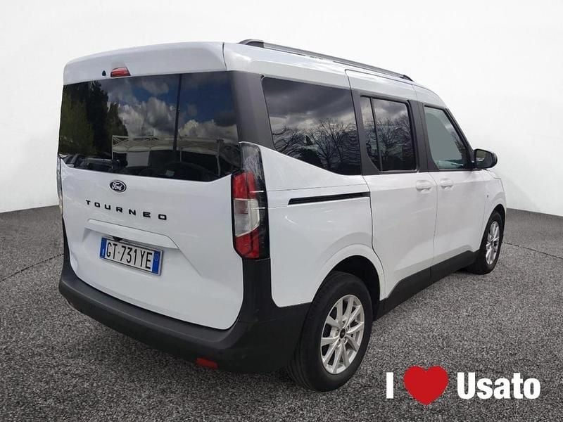 Usata Ford Tourneo Courier Titanium 126 CV (92 kW) 2024 Bianco Monovolume