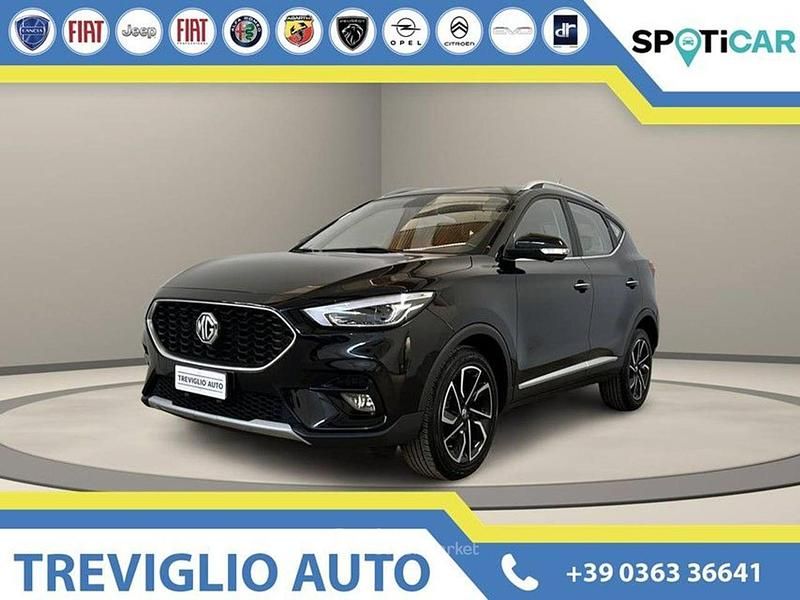 Usata MG ZS Luxury 106 CV (77 kW) 2024 Nero / metallizzato SUV
