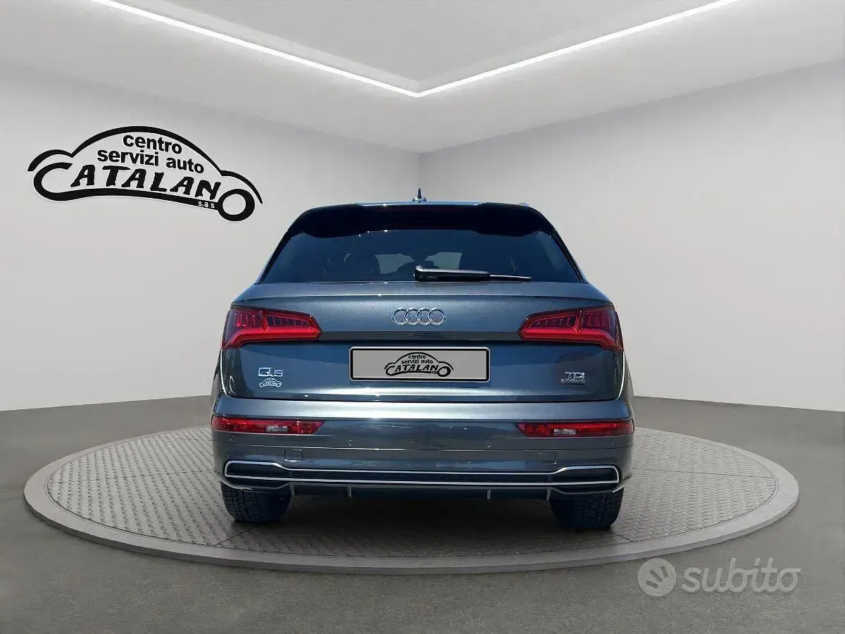 Usata Audi Q5 S-line plus 190 CV (139 kW) 2018 Grigio SUV