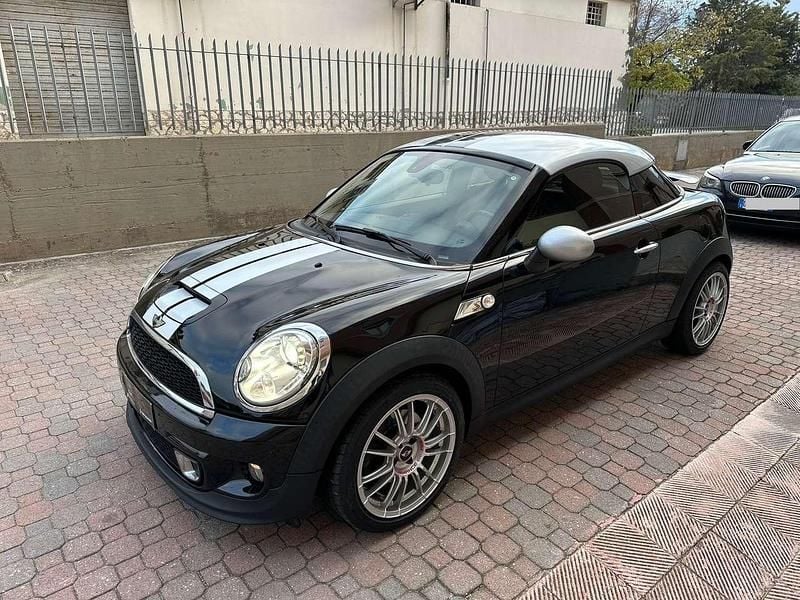 Usata Mini Cooper S 184 CV (135 kW) 2012 Nero Utilitaria