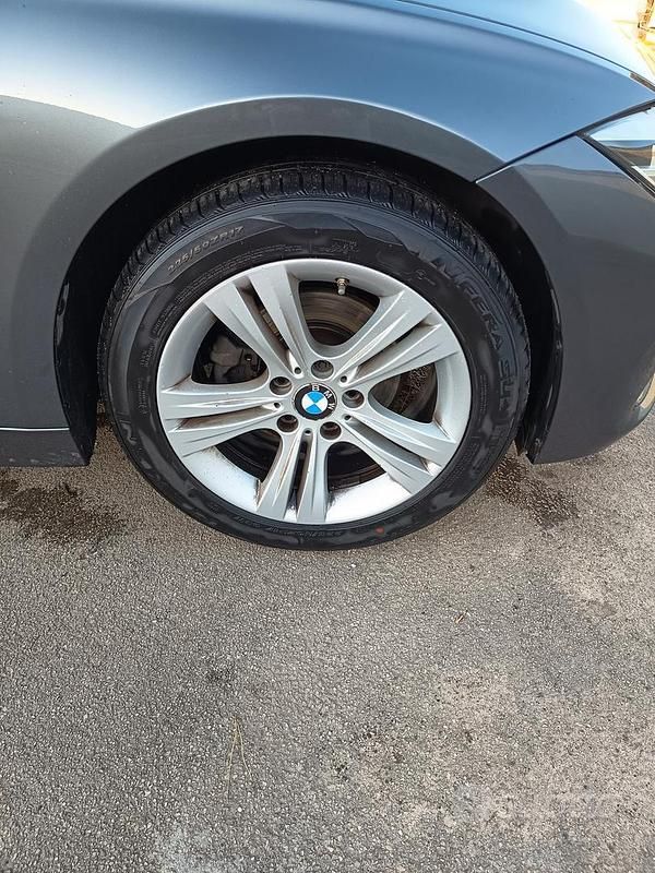 Usata BMW 318 Sport Line 150 CV (110 kW) 2018 Station wagon
