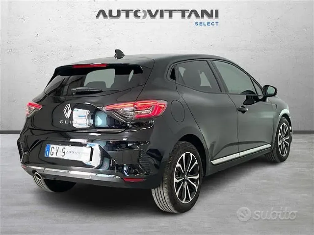 Usata Renault Clio Techno 91 CV (66 kW) 2024 Nero Utilitaria