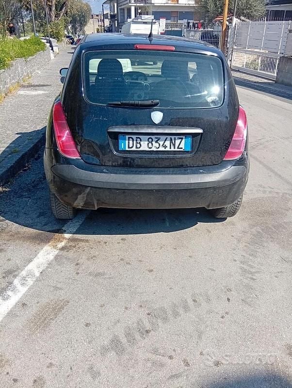 Usata Lancia Ypsilon 2006 Utilitaria